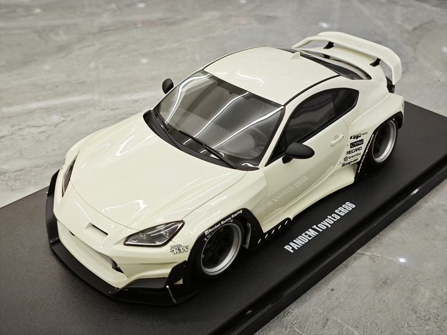 GT Spirit 1/18 Toyota GR86 PANDEM
