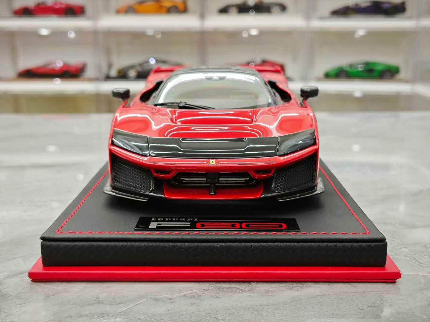 MR 1/18 Ferrari F80 New King Hardtop