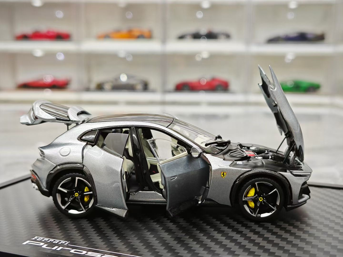 BBR 1/43 Ferrari Purosangue with panoramic sunroof