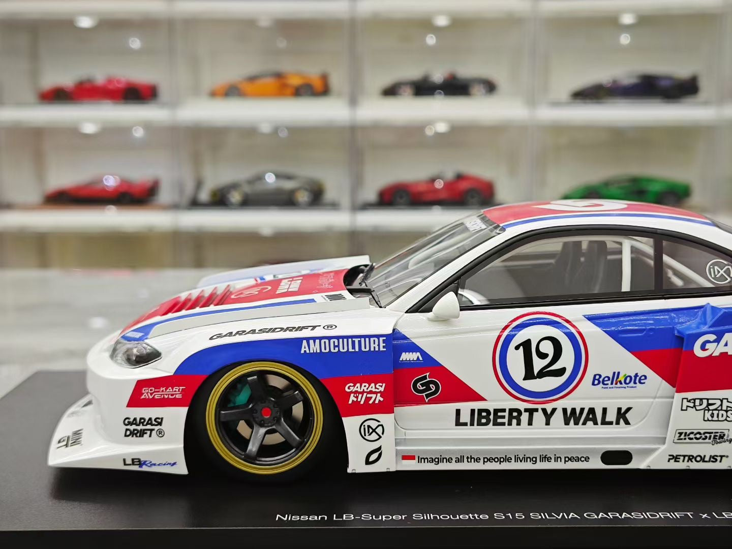 Topspeed 1/18 Nissan S15 Silvia