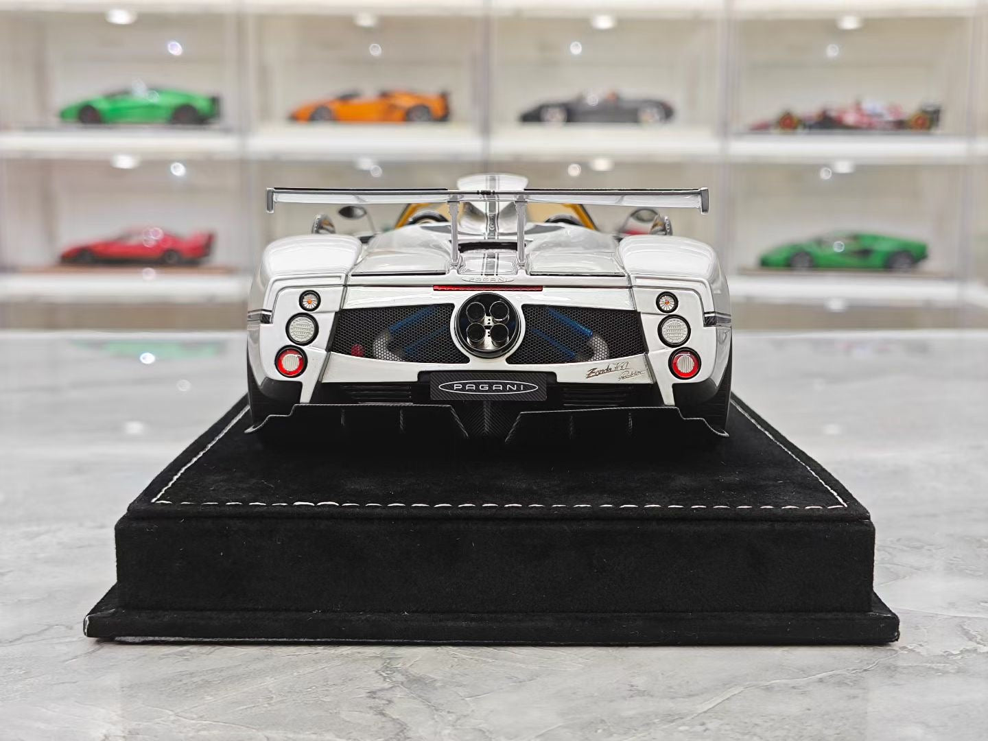 HH Model 1/18 Pagani Zonda Cinque