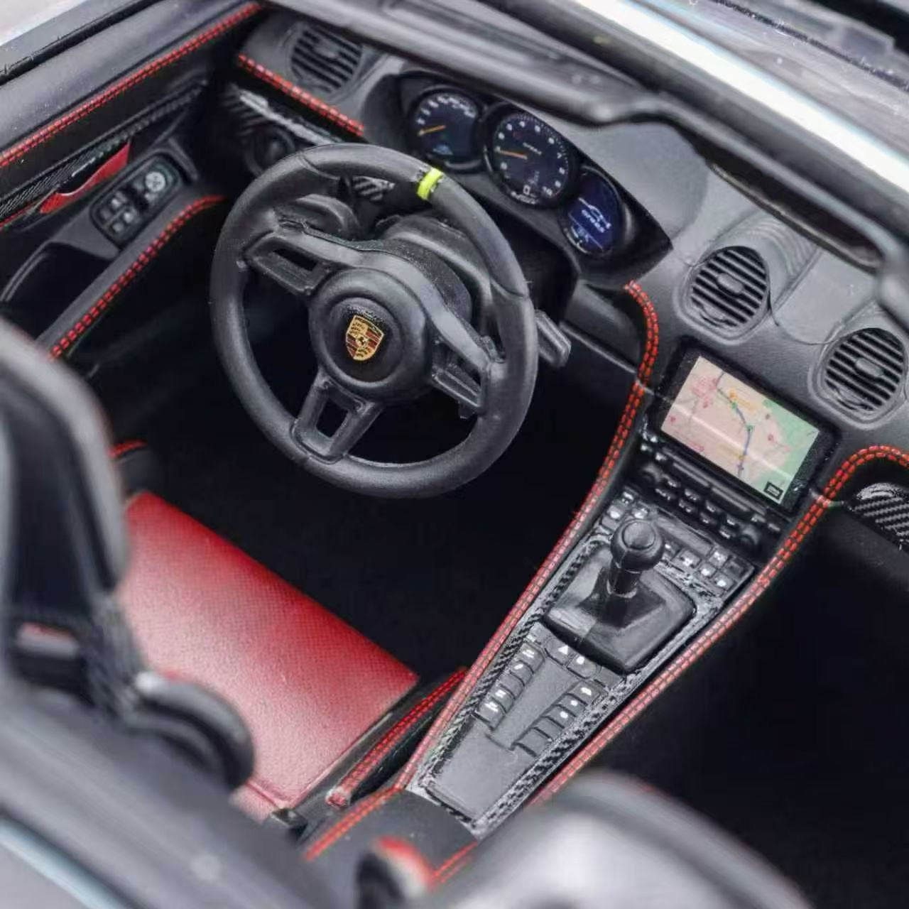 Minichamps 1:18 Porsche 718 SPYDER RS 2024 WEISSACH Glacier Silver Alloy Model