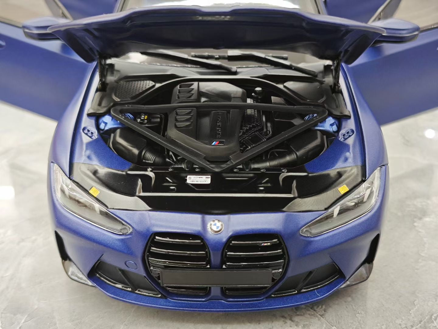 MINICHAMPS  1/18 2024 BMW M3 Alloy Full Open