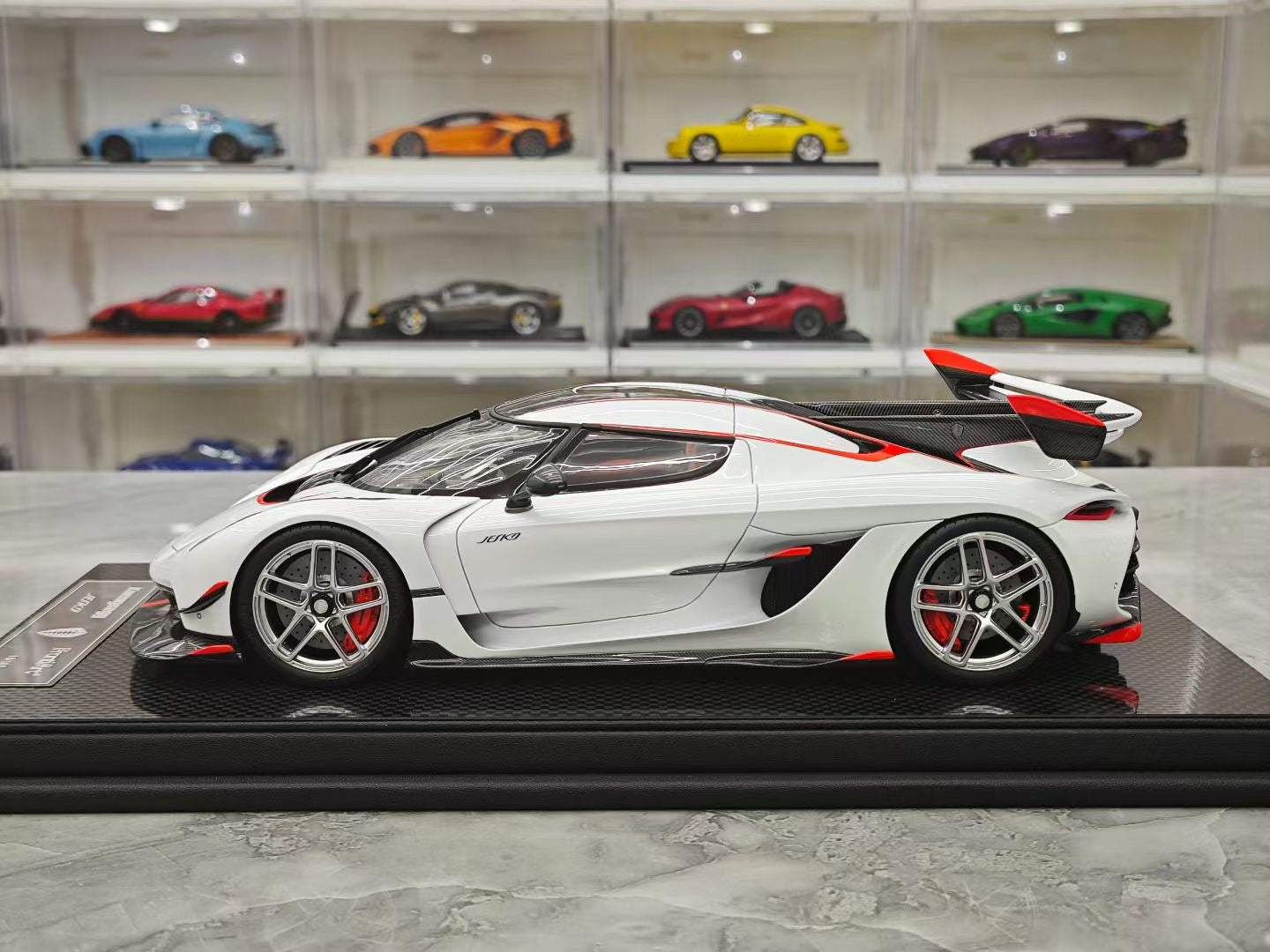 Frontiart 1/18 Koenigsegg Jesko