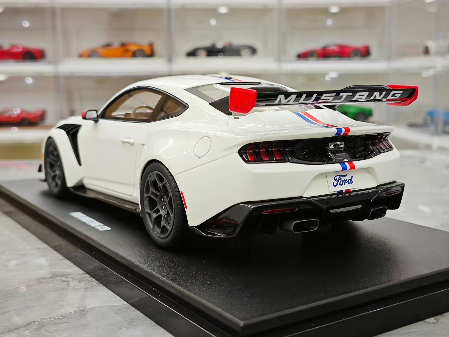 GT Spirit 1/18 Ford Mustang GTD