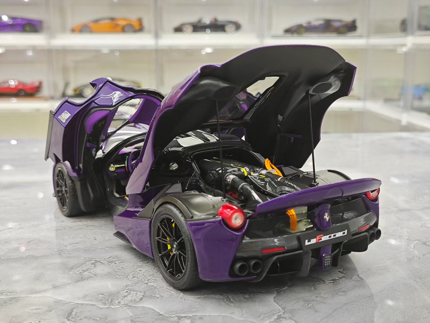 BBR 1/18 Ferrari LaFerrari Dubai Purple Alloy Full Open