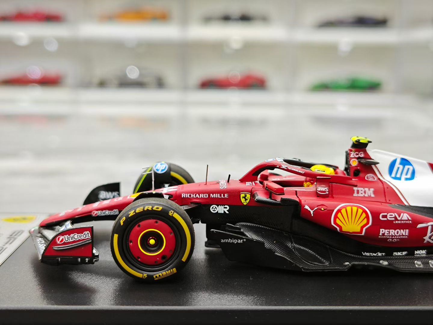 Looksmart 1/43 2025 Chinese Grand Prix Ferrari SF25 Hamilton F1