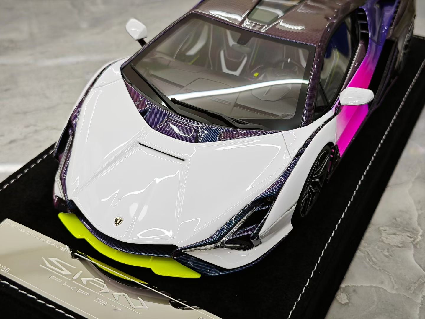 HH Model 1/18 Lamborghini Sian FKP 37