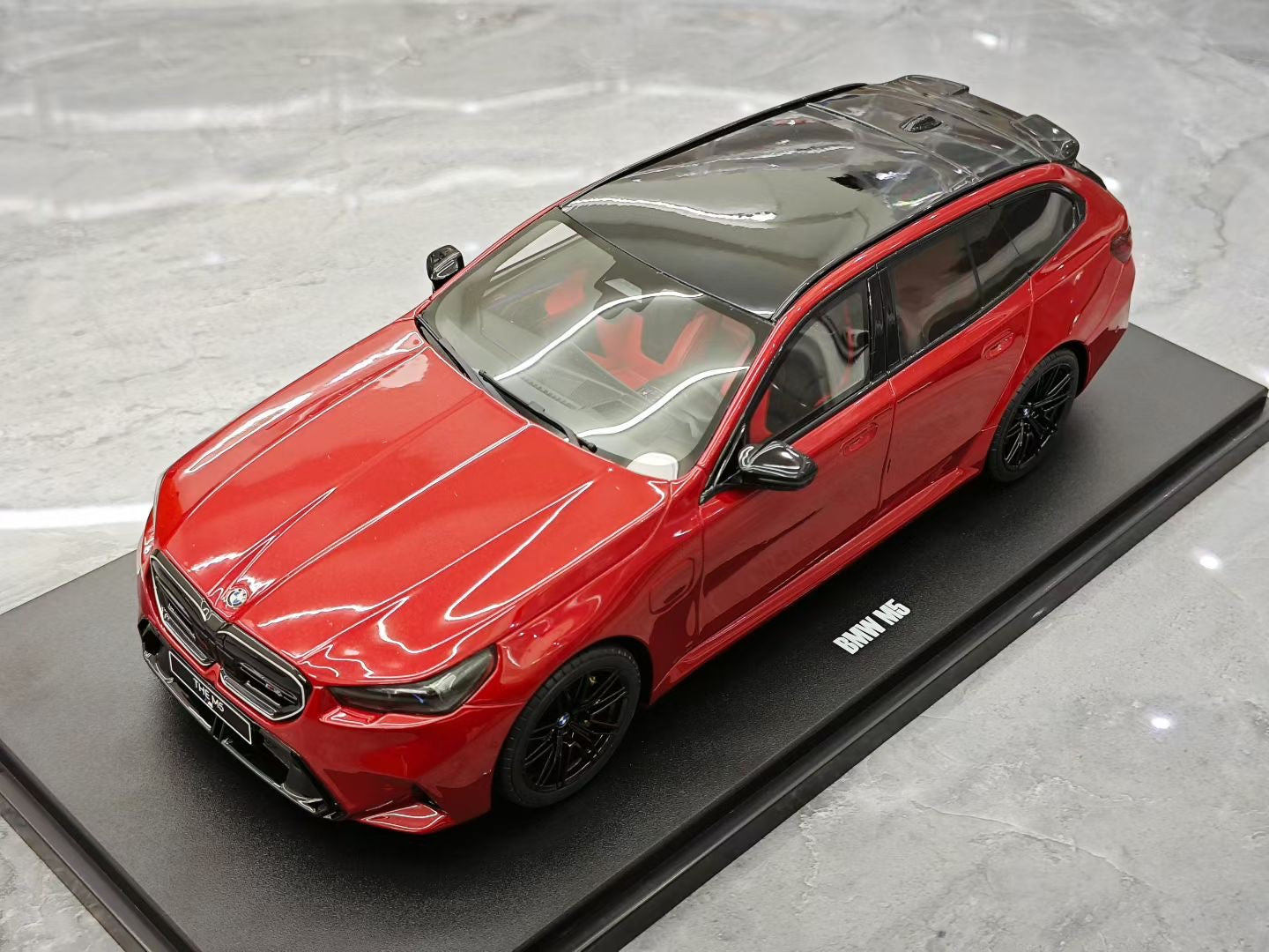 GT Spirit 1/18 BMW M5 Touring