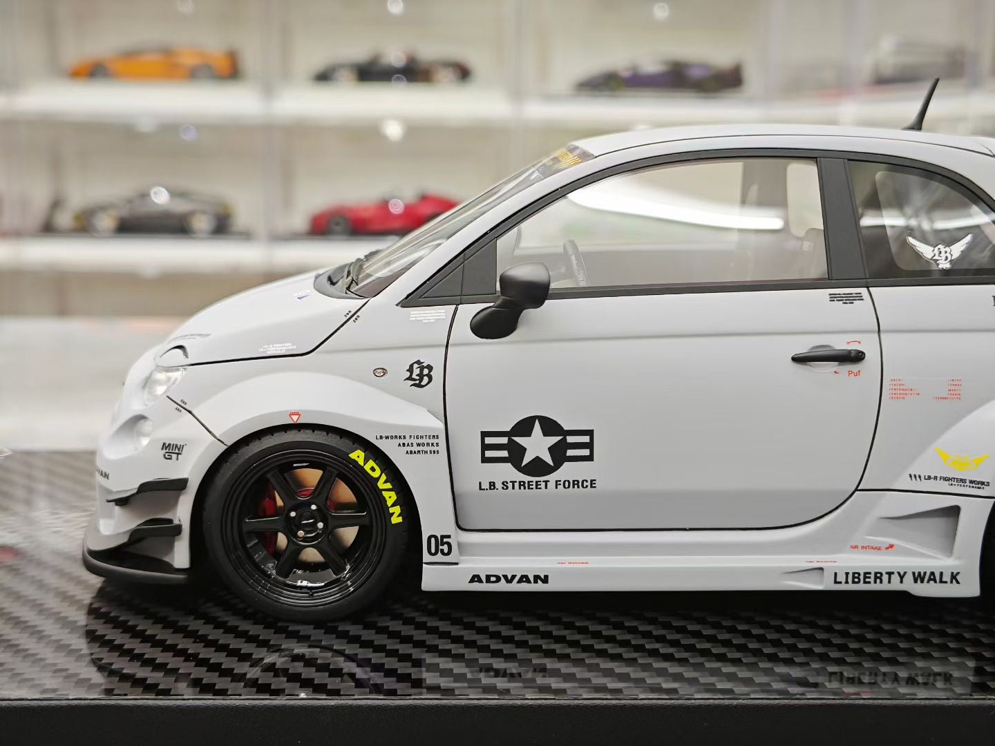 VIP 1/18 Abarth 595 LB Widebody