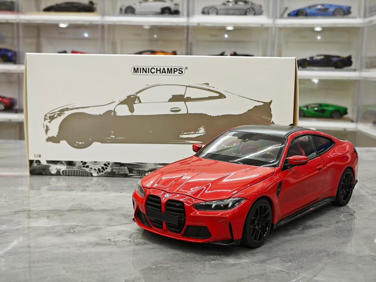 MINICHAMPS 1/18 2024 BMW M4 Alloy Fully Open