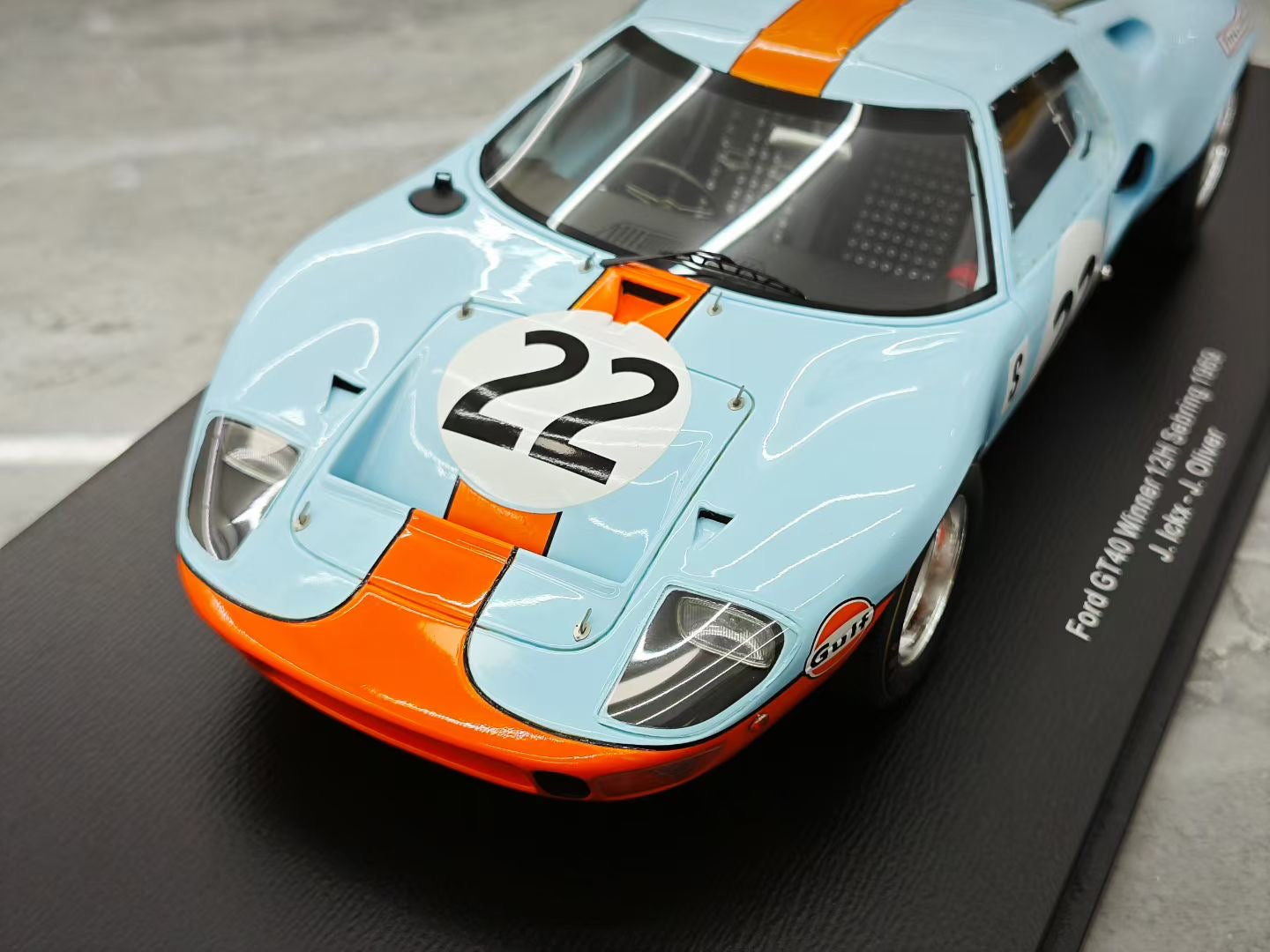 Spark 1/18 1969 Le Mans Sebring Endurance Race Victory Ford GT40