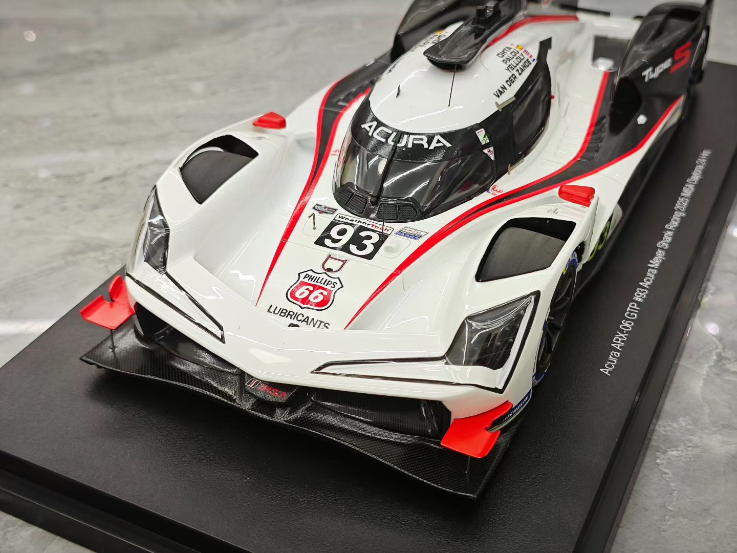 Topspeed 1/18 Acura ARX-06 GTP #93 resin