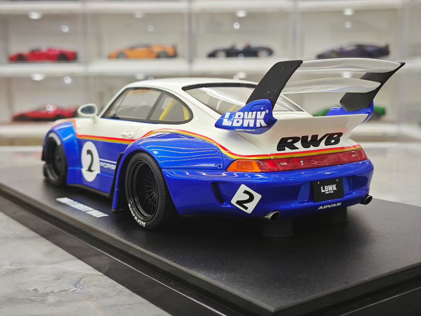 GT Spirit 1/18 2023 Porsche 911 RWB X LIBERTY