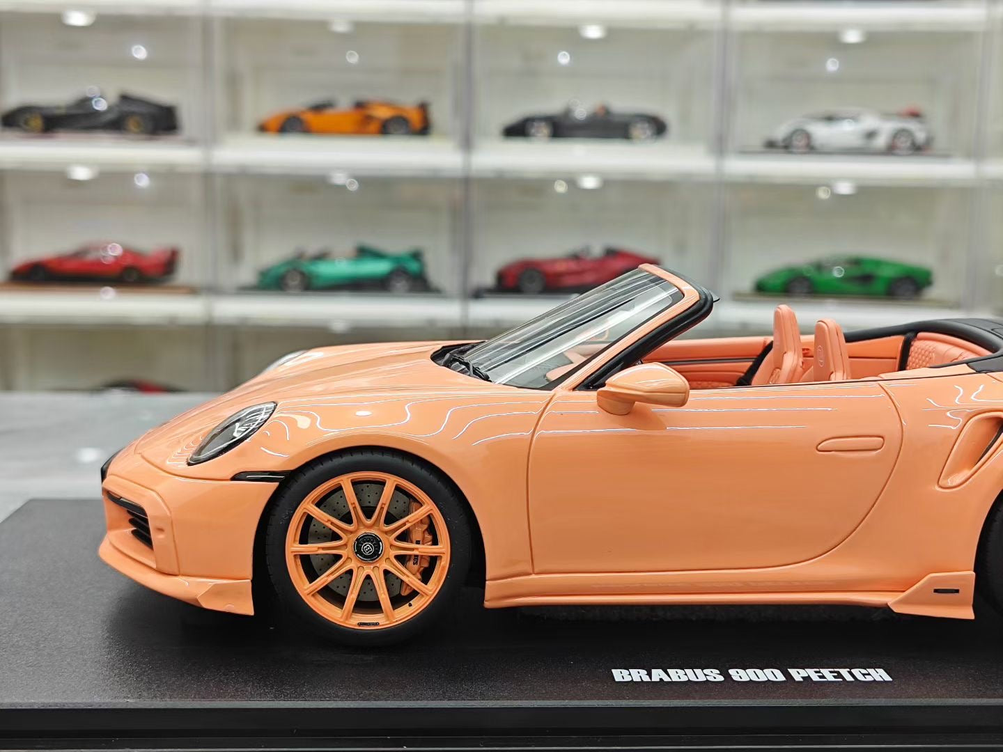 GT Spirit 1/18 Porsche Brabus 900 Resin