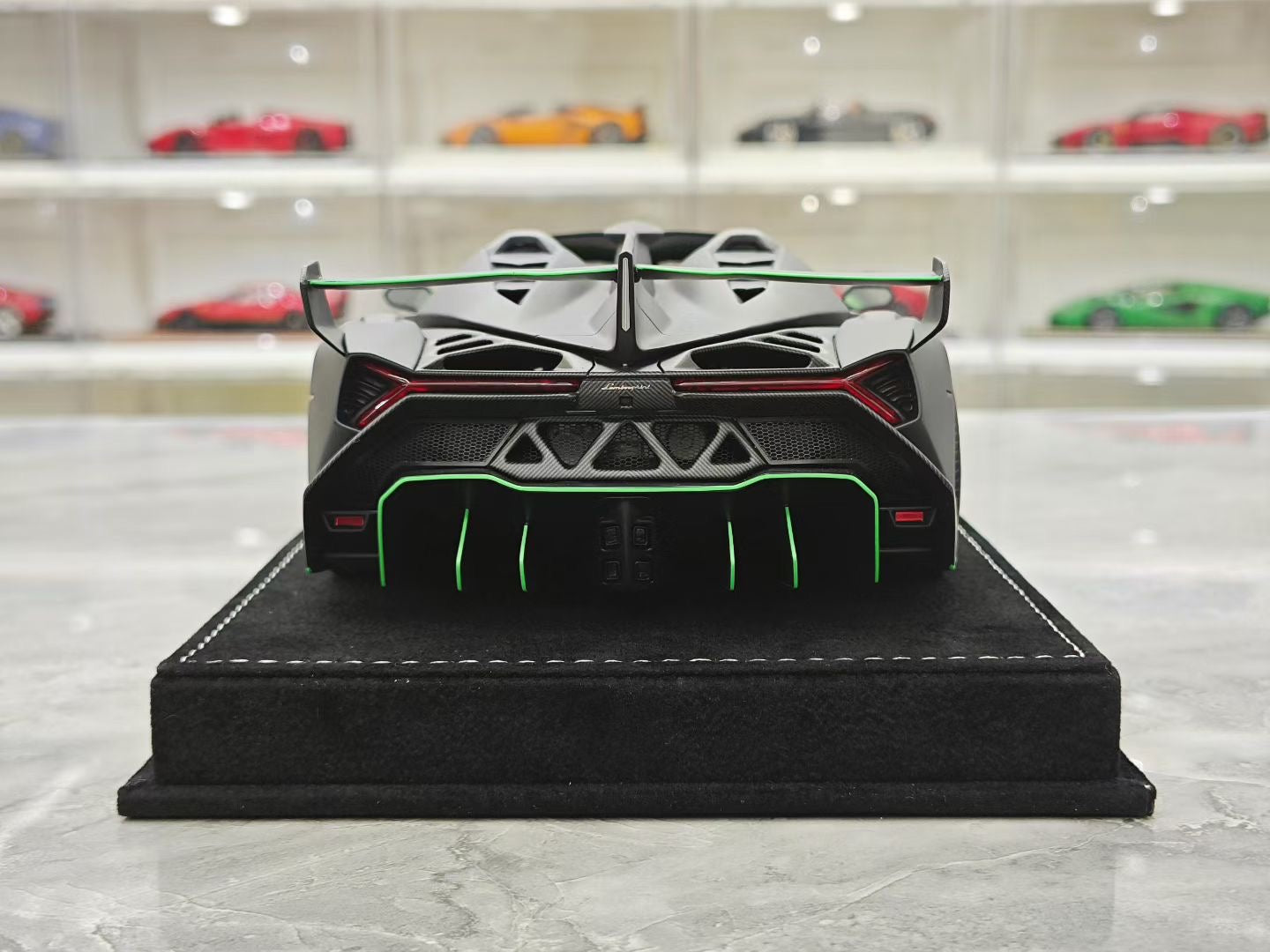 HH Model 1/18 Lamborghini Veneno Roadster