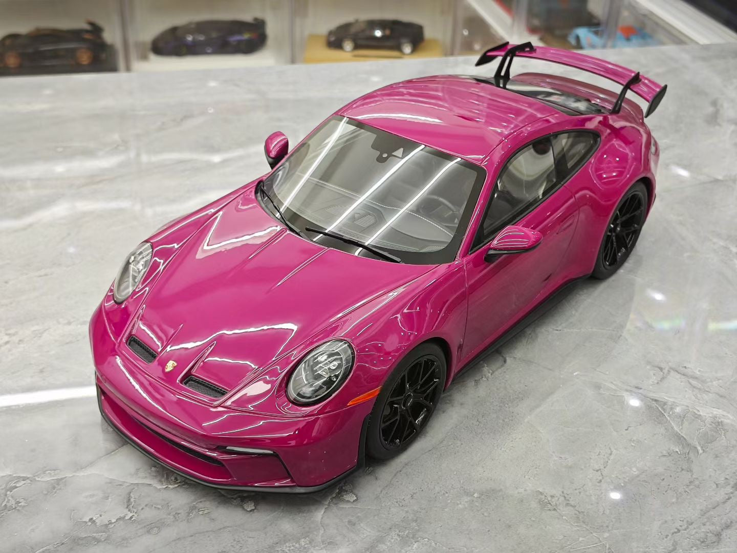 GT Spirit 1/12 Porsche 911 992 GT3