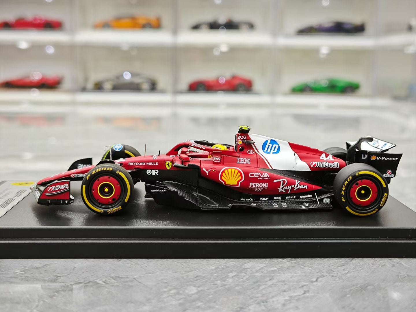Looksmart 1/43 2025 Chinese Grand Prix Ferrari SF25 Hamilton F1