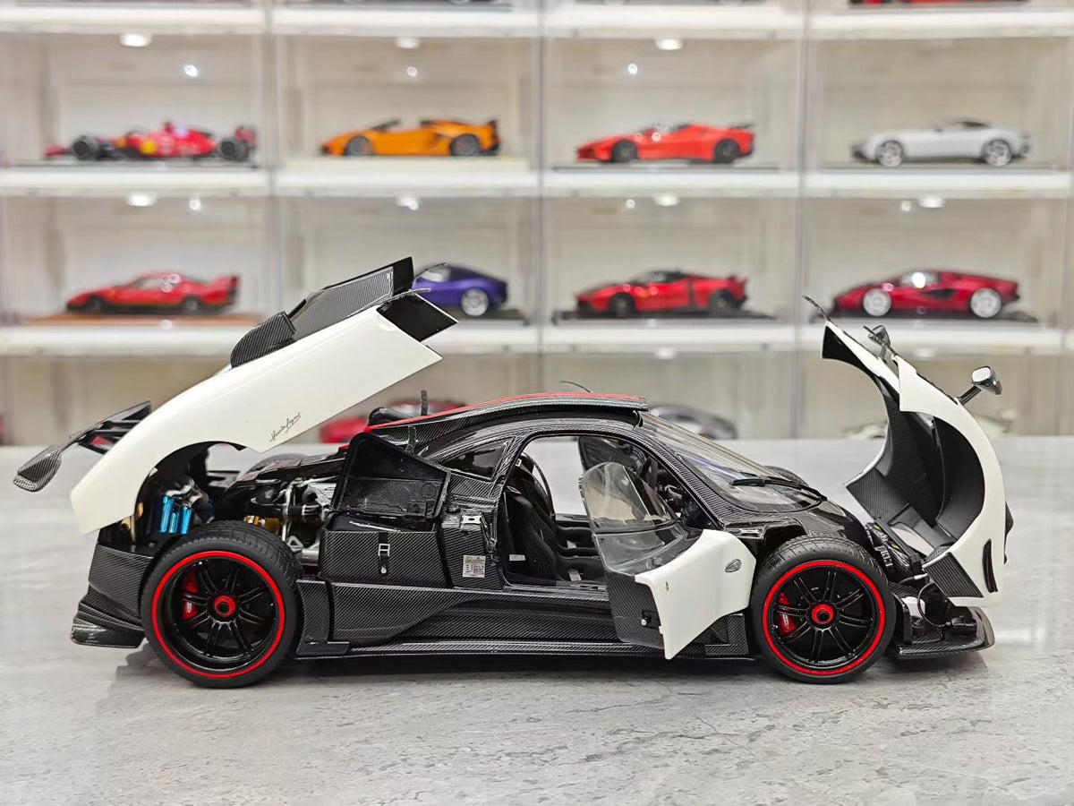 AR Pagani Zonda Cinque Special Edition 1:18 Die-cast Model