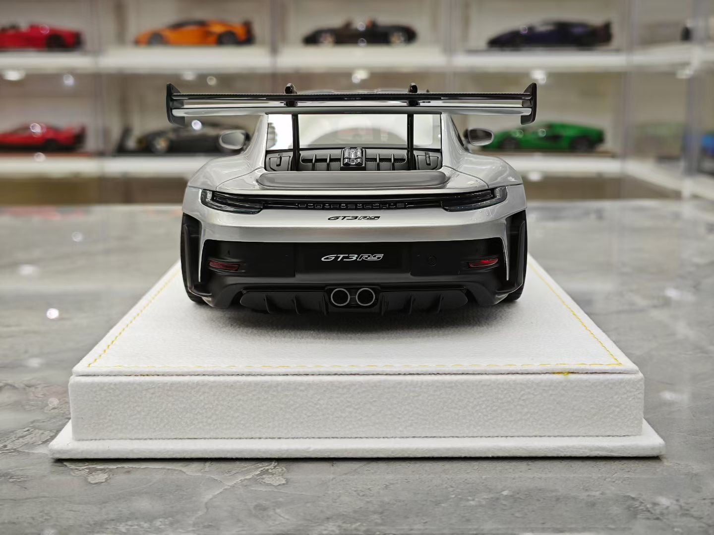 HH Model 1/18 Porsche 992.1 GT3 RS