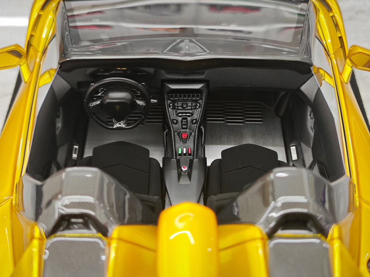 HH Model 1/18 Lamborghini Veneno Roadster