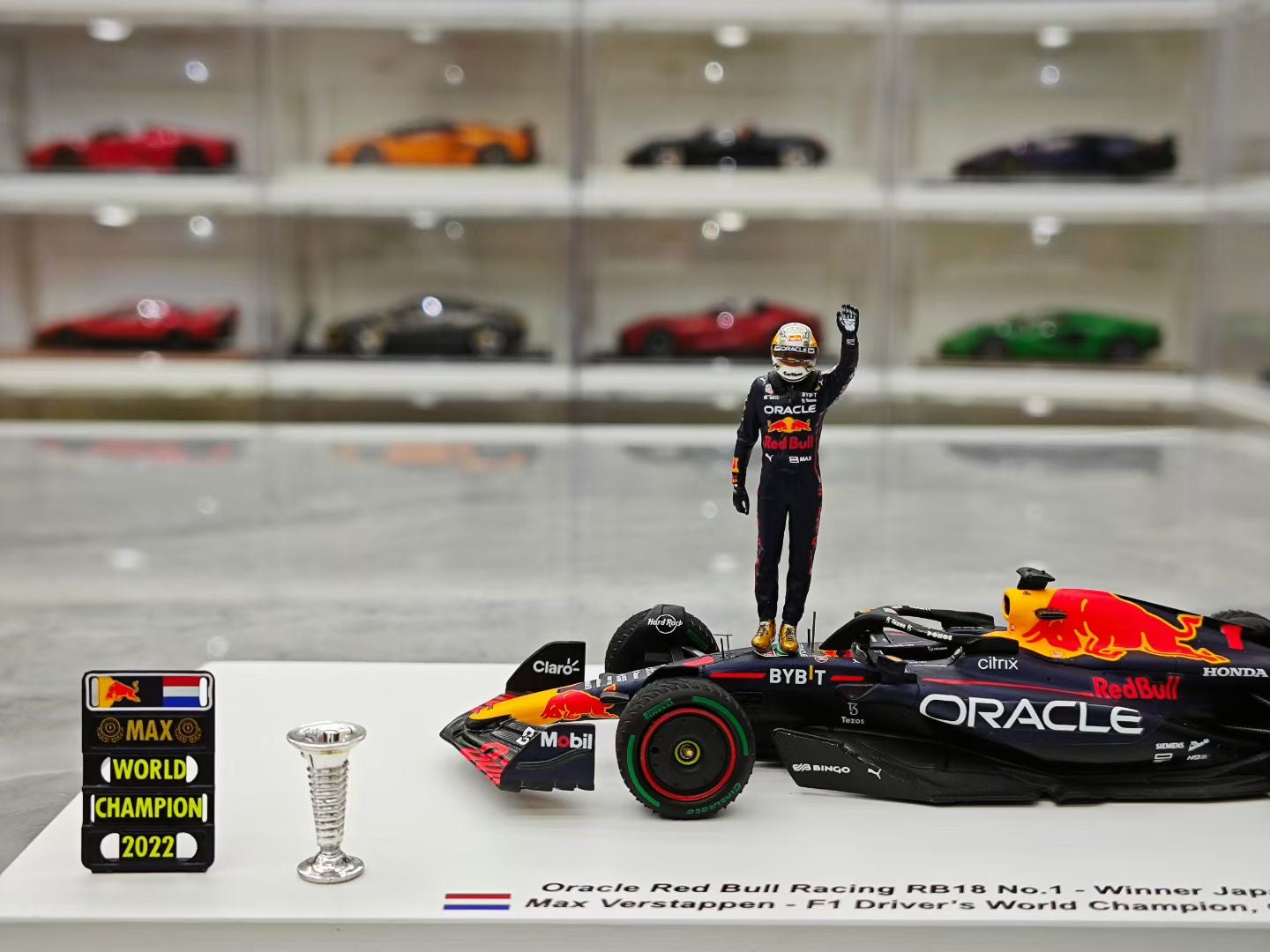 SMC Spark 1/43 2022 Japanese Grand Prix - Verstappen, two F1 championships