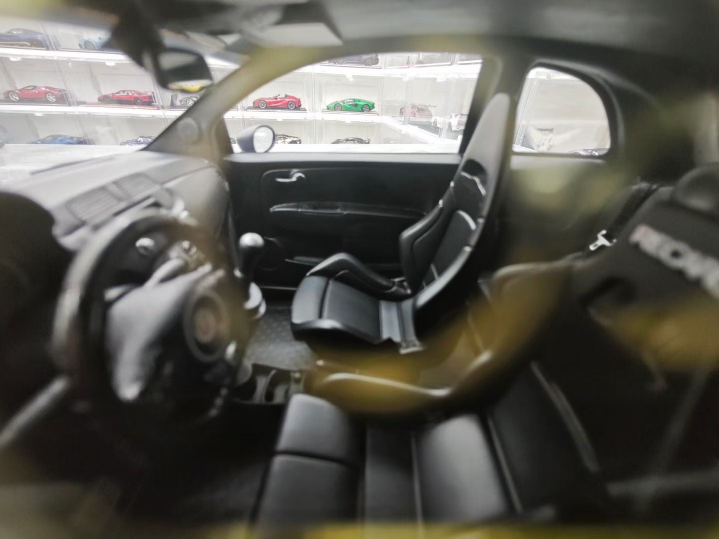 VIP 1/18 Abarth 595 LB Widebody