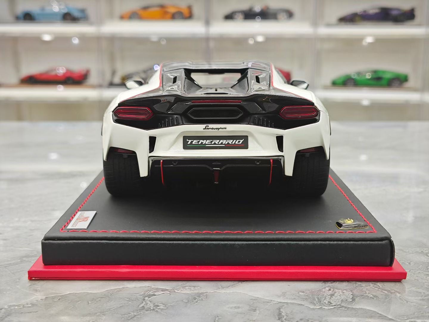 MR 1/18 Lamborghini New Temerario AP