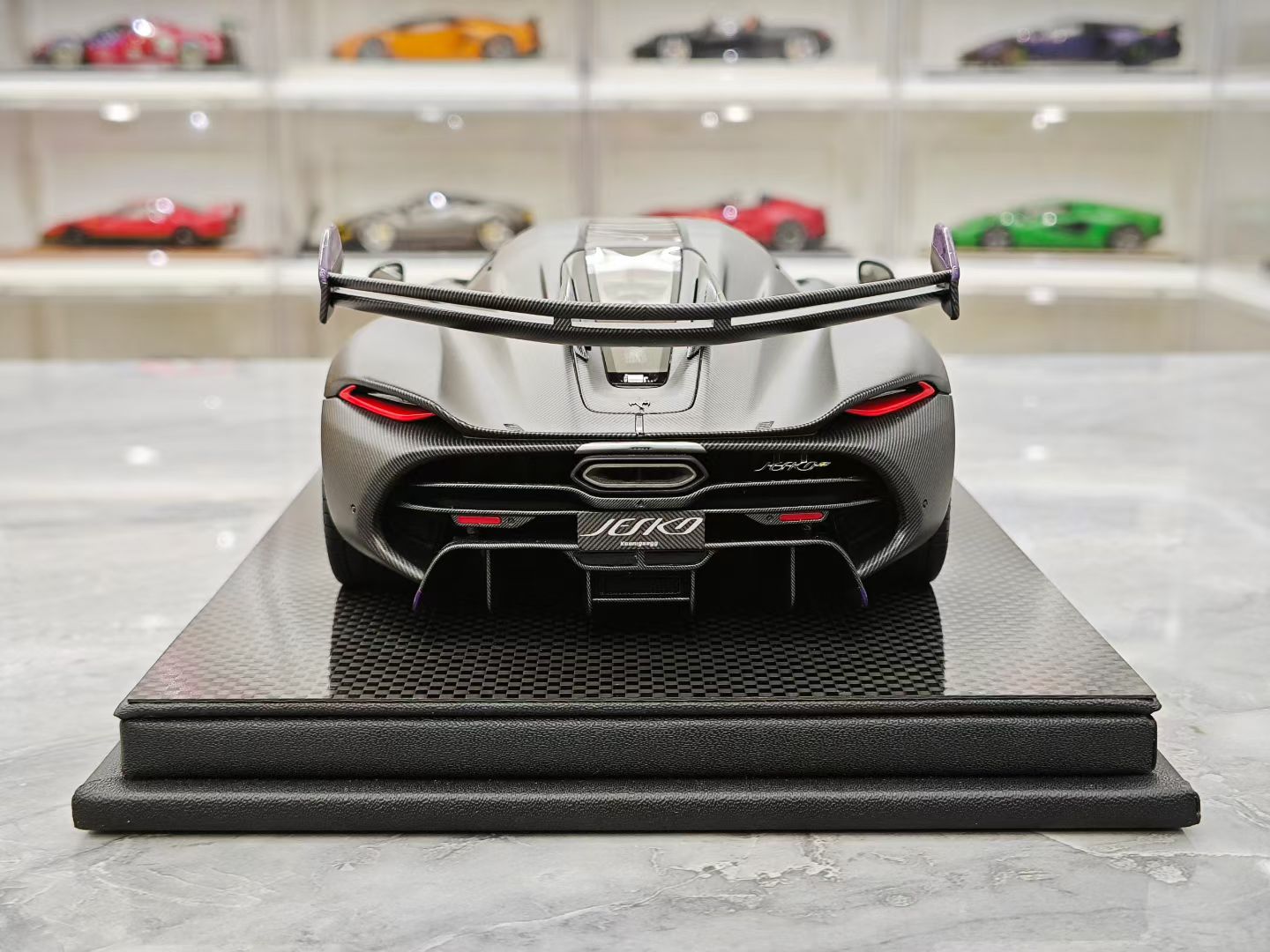 Frontiart 1/18 Koenigsegg Jesko