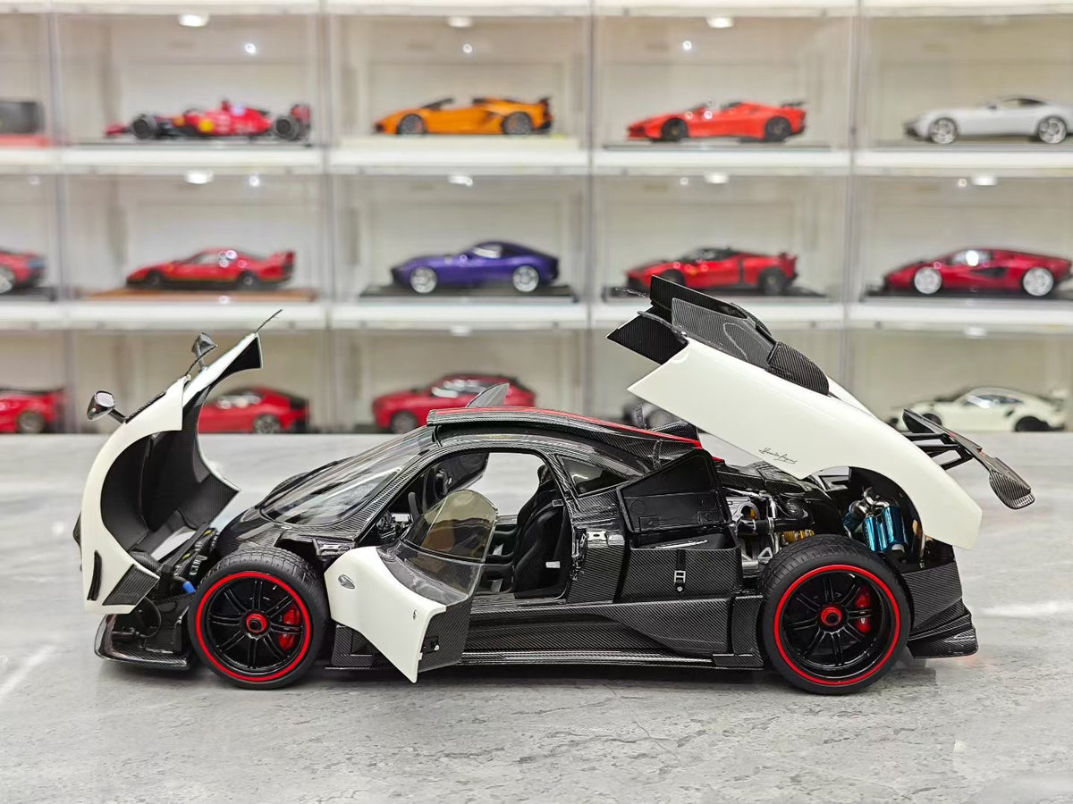 AR Pagani Zonda Cinque Special Edition 1:18 Die-cast Model