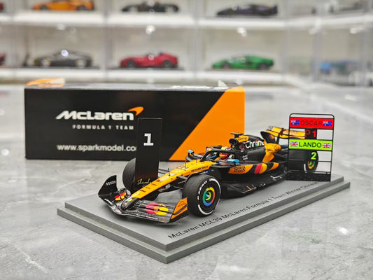 Spark 1/43 2025 Chinese Grand Prix MCL39 Piastri F1