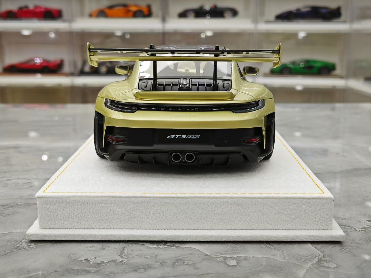HH Model 1/18 Porsche 992.1 GT3 RS