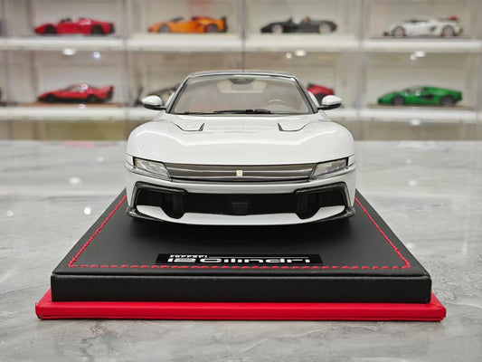 MR 1/18 Ferrari 12 Cilindri