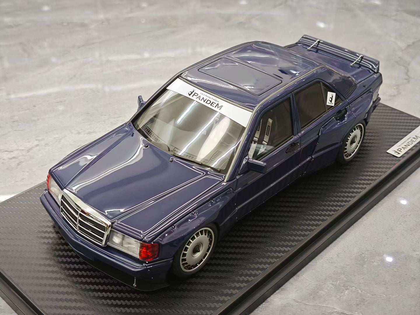 IG 1/18 Mercedes Pandem 190 JDM