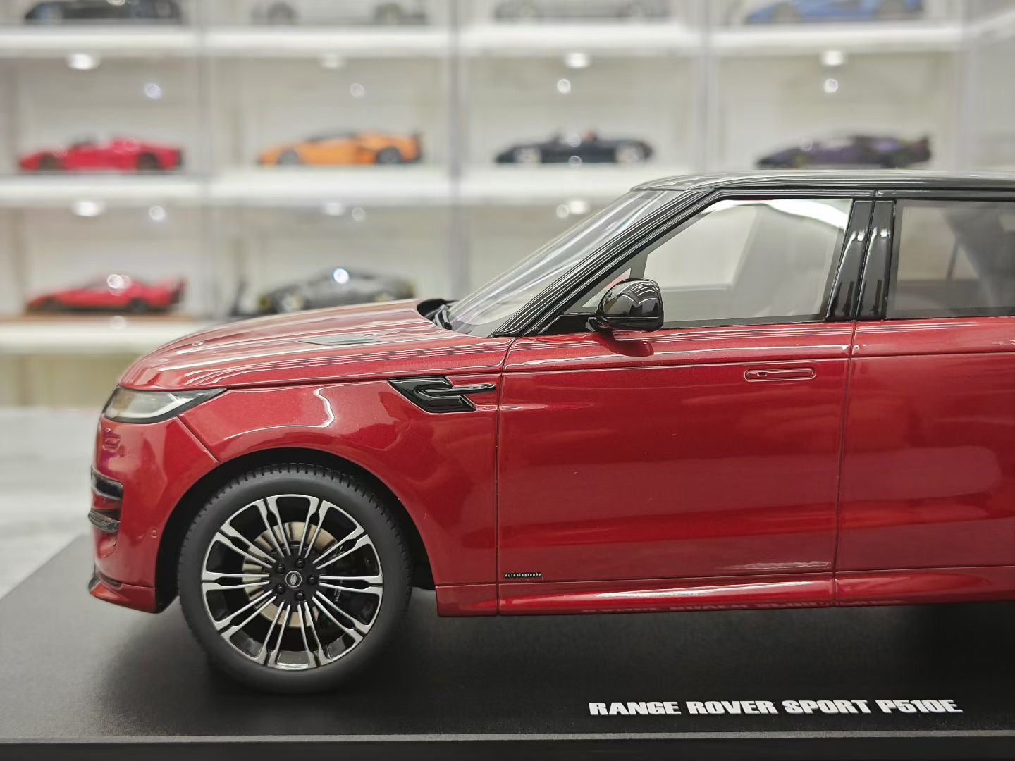 GT Spirit 1/18 Land Rover Range Rover Sport