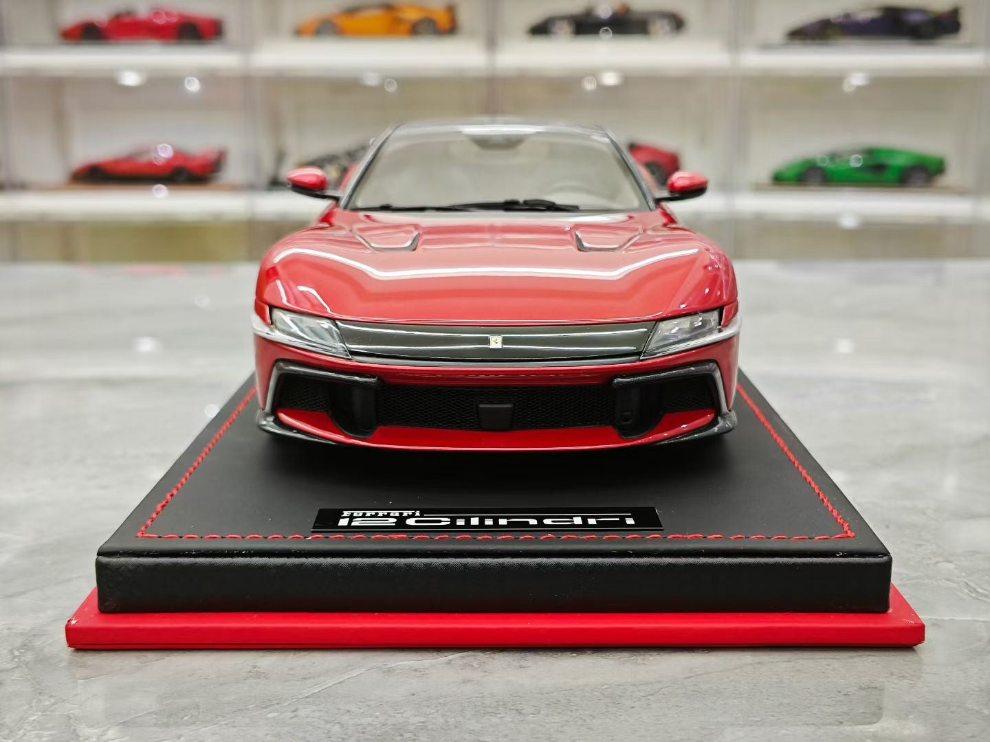 MR 1/18 Ferrari 12 Cilindri Ferrari Hardtop