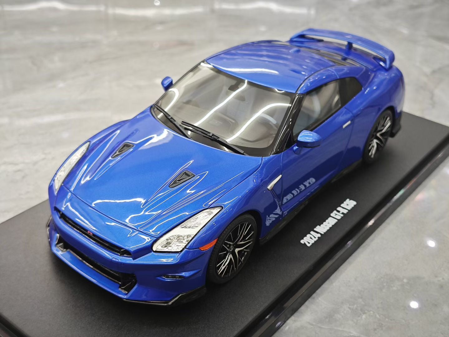 GT Spirit 1/18 Nissan GT-R R35