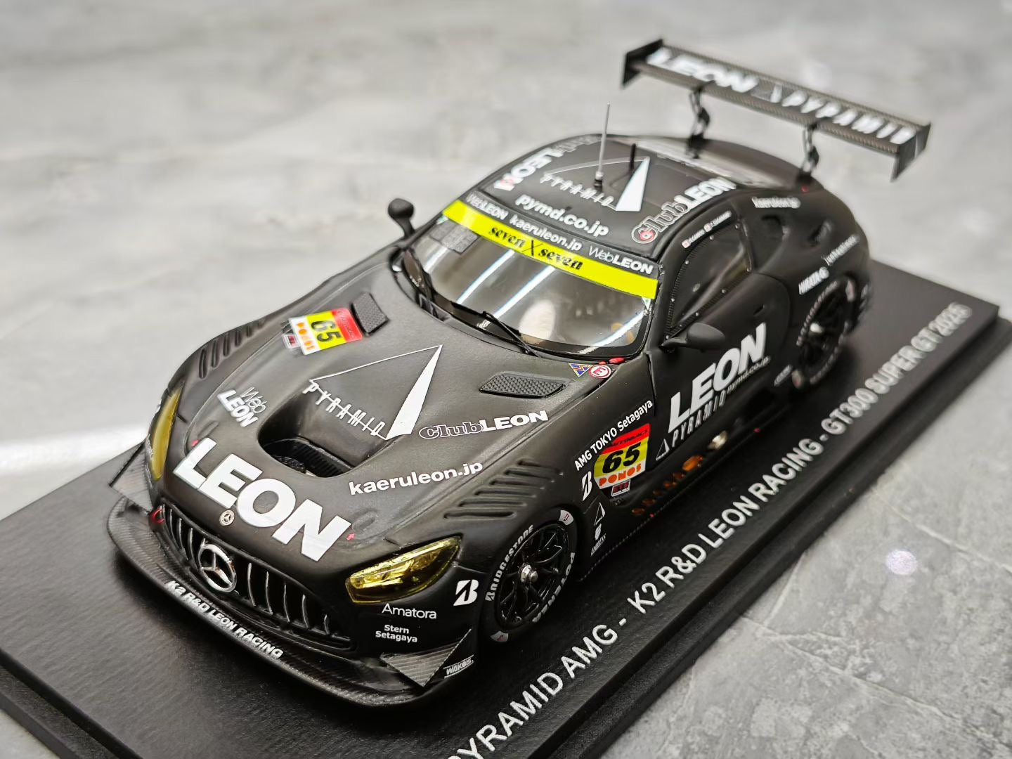 SPARK 1/43 2025 Super GT Mercedes-Benz GT No. 65