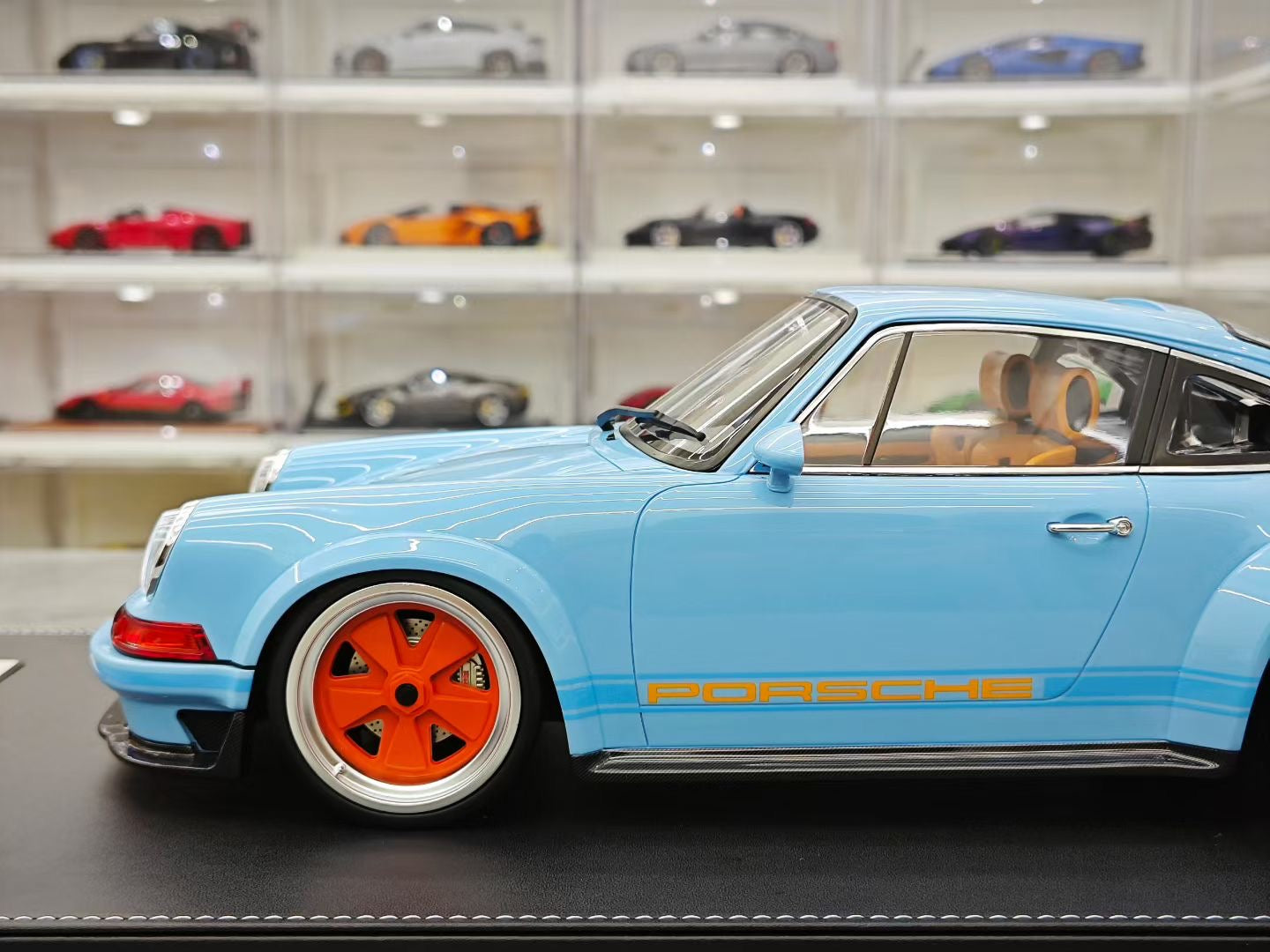 IVY 1/12 Porsche 911 Singer DLS