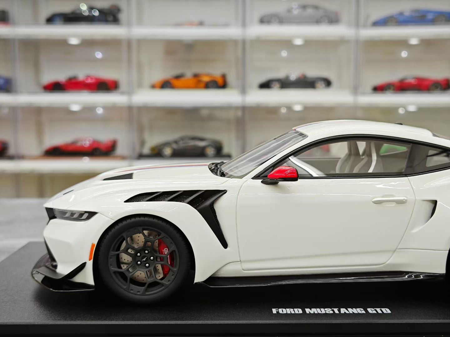 GT Spirit 1/18 Ford Mustang GTD
