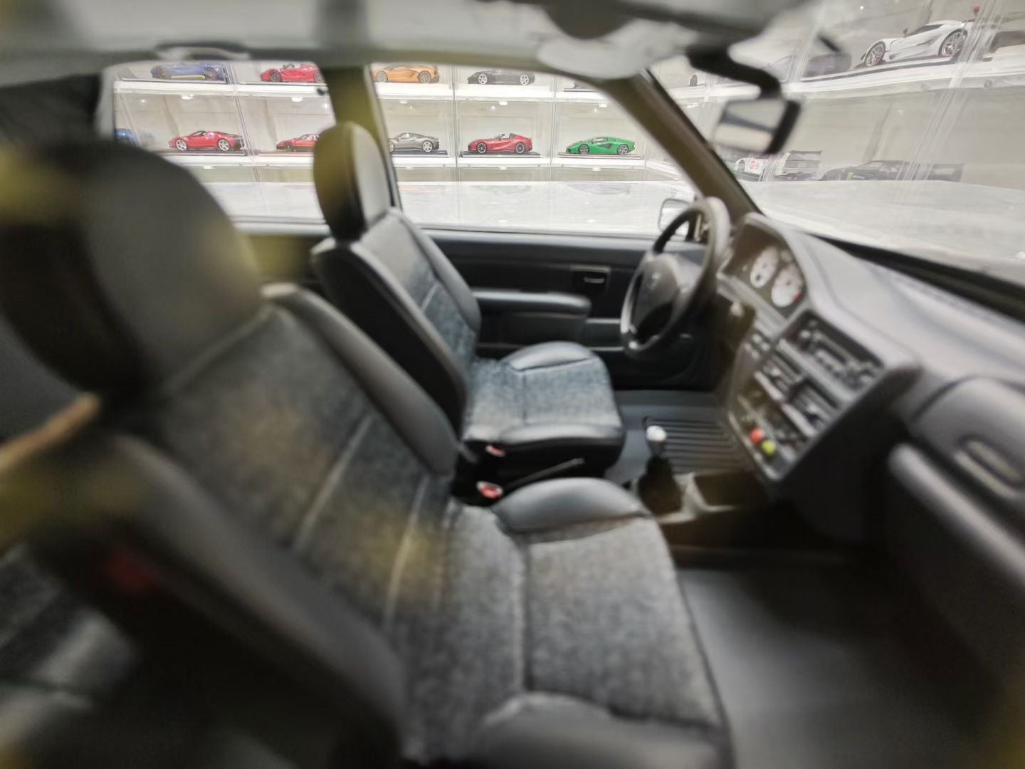 OTTO 1/18 Peugeot 106 Resin