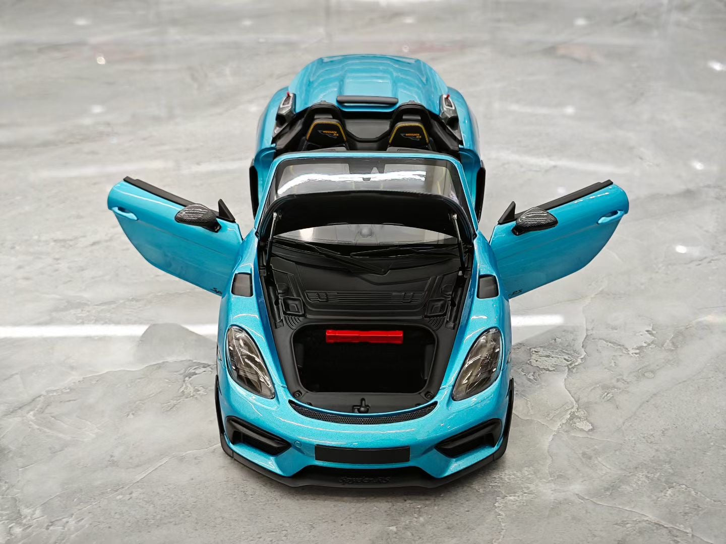 Minichamps 1/18 Porsche 718 SPYDER RS Convertible