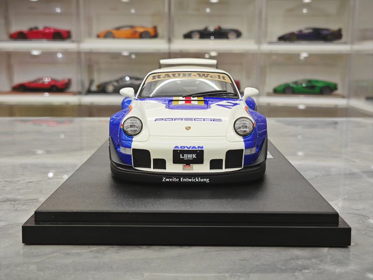 GT Spirit 1/18 2023 Porsche 911 RWB X LIBERTY
