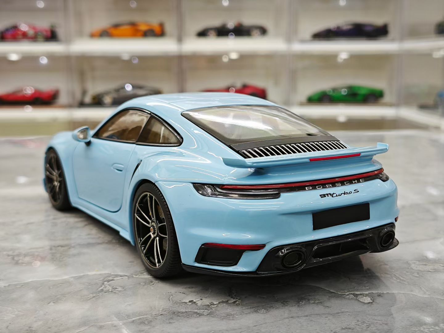 Minichamps 1/18 Porsche 911 992 Turbo S