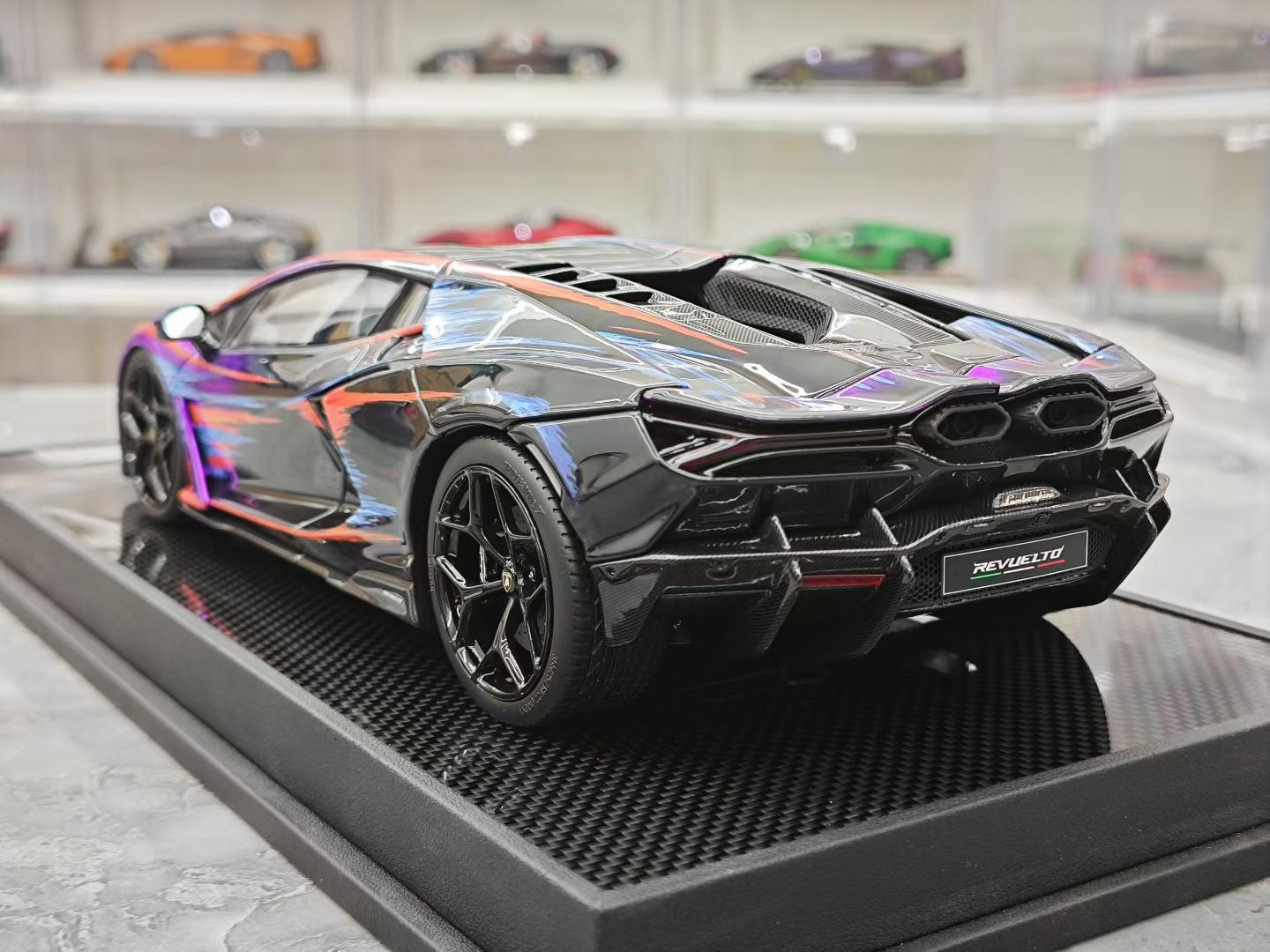 IVY 1/18 Lamborghini Revuelto Opera Unica