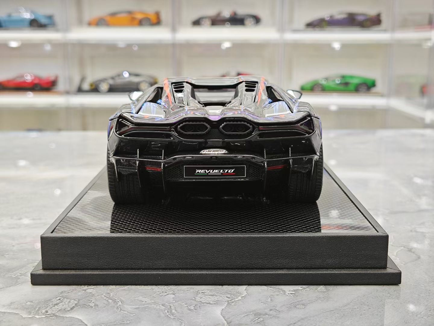 IVY 1/18 Lamborghini Revuelto Opera Unica