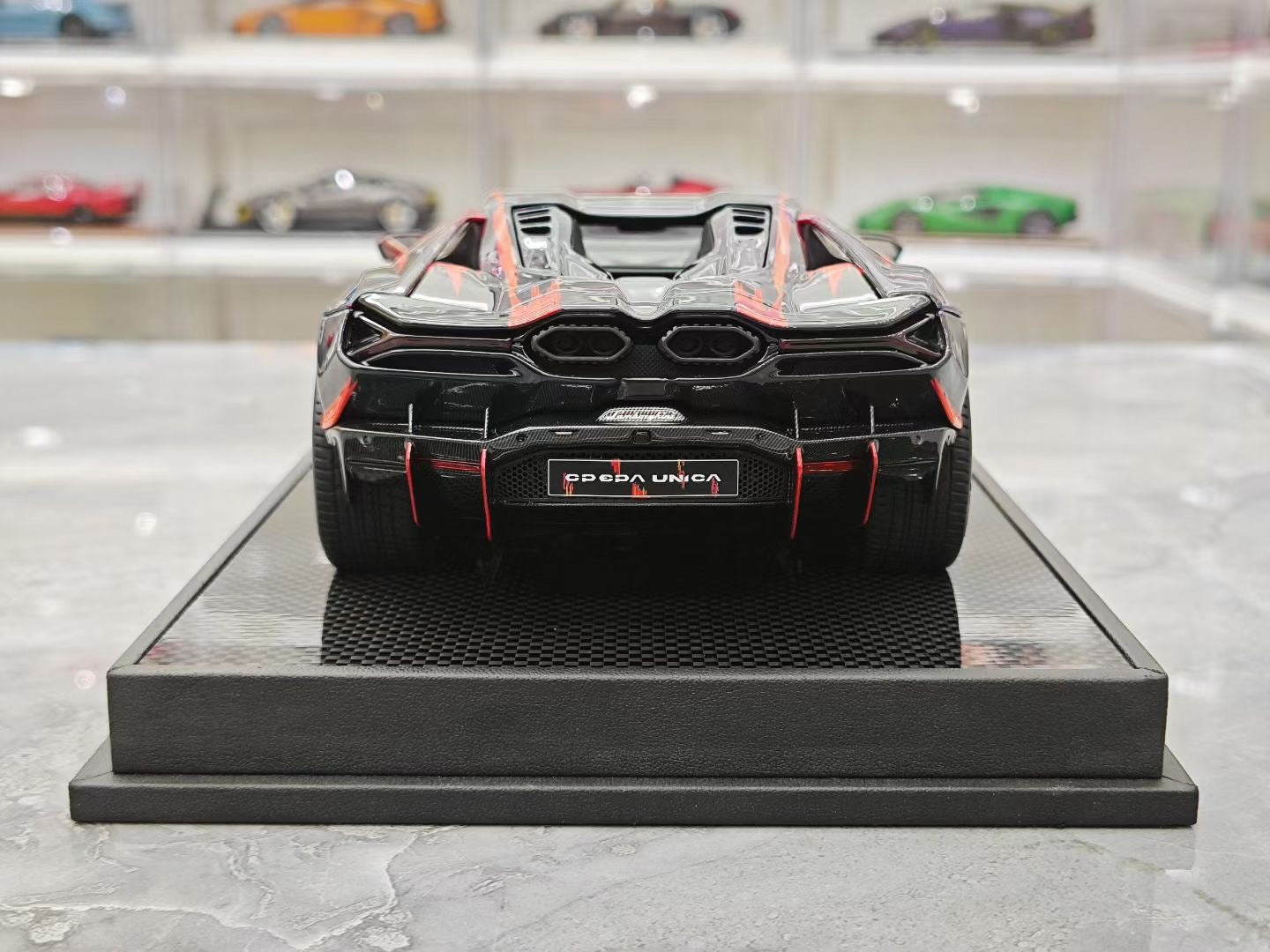 IVY 1/18 Lamborghini Revuelto Opera Unica