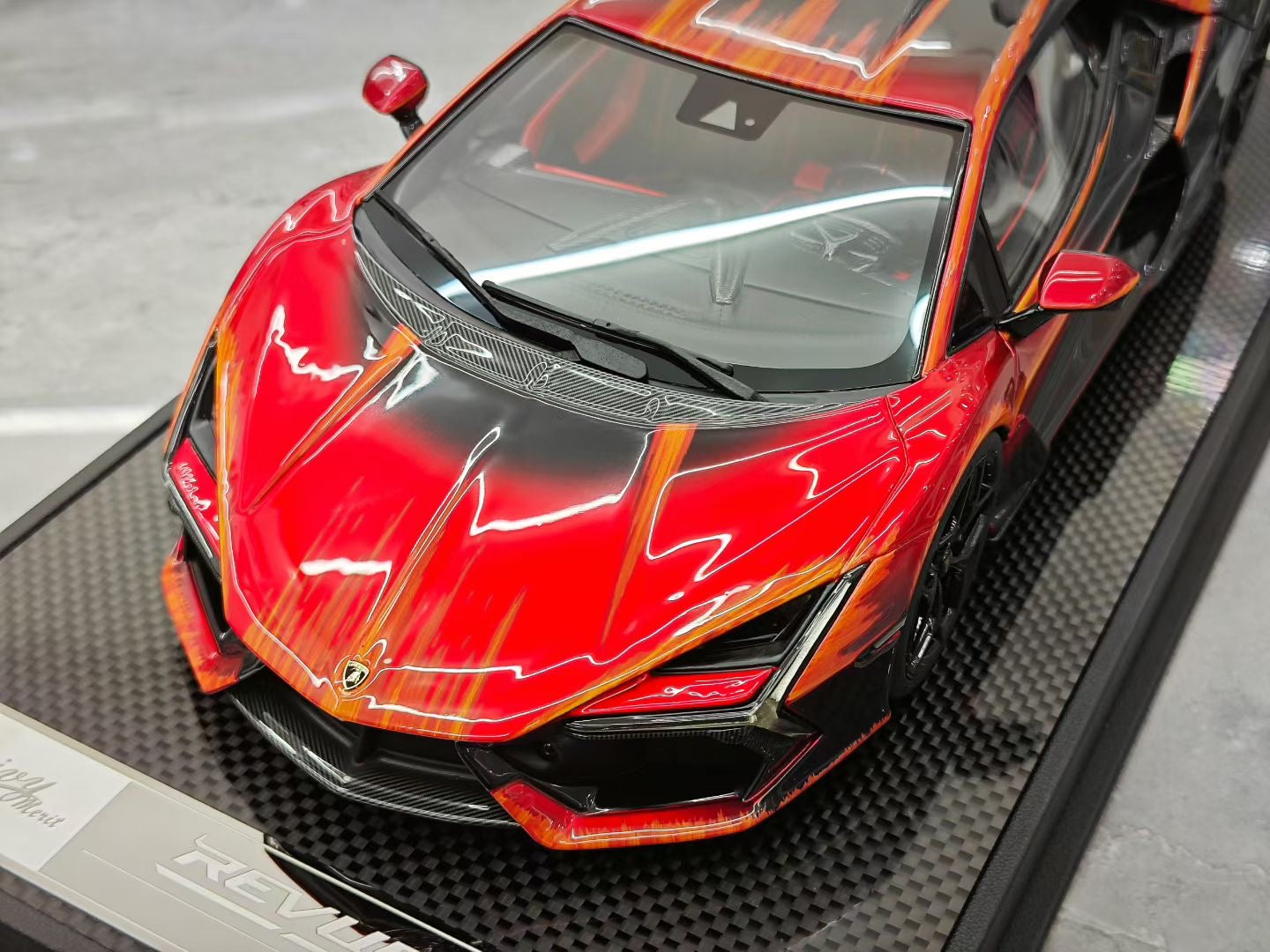 IVY 1/18 Lamborghini Revuelto Opera Unica