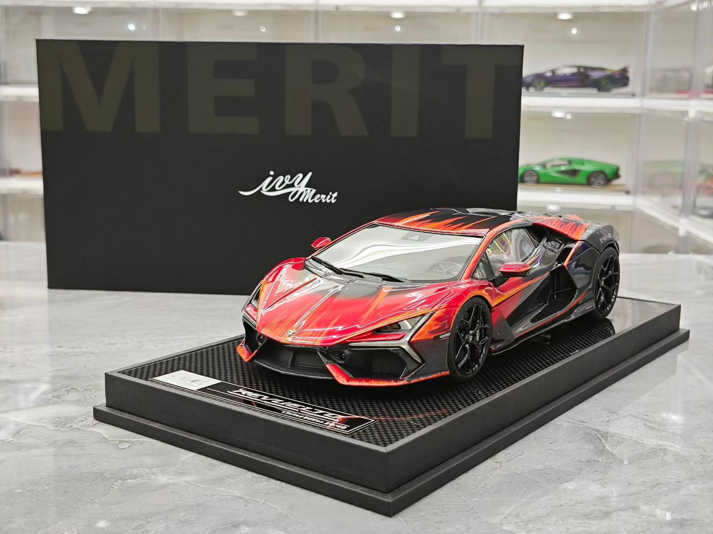 IVY 1/18 Lamborghini Revuelto Opera Unica