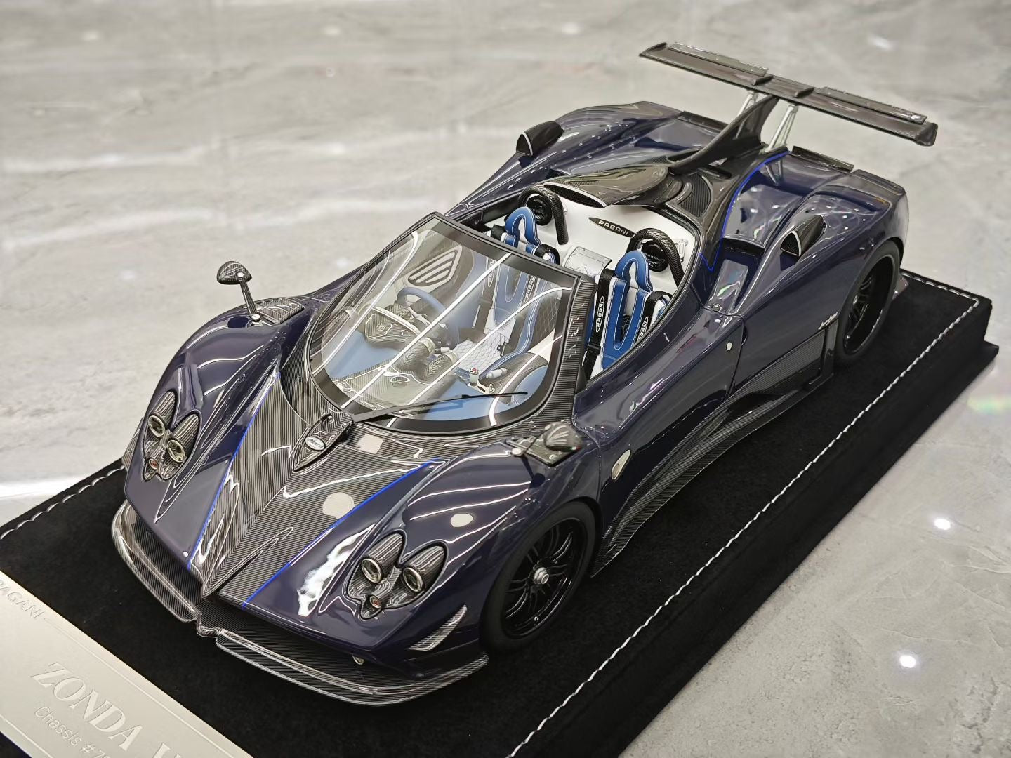 HH Model 1/18 Pagani Zonda Roadster 760 Convertible